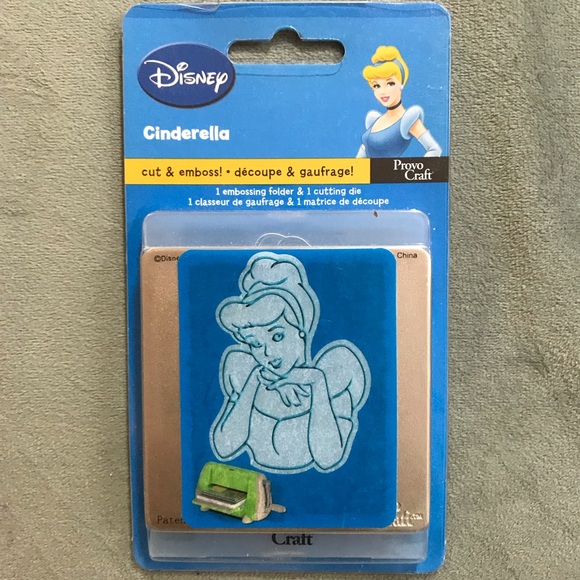 Cuttlebug Disney 3x3 cut & emboss Lot of 5 - Picture 5 of 7